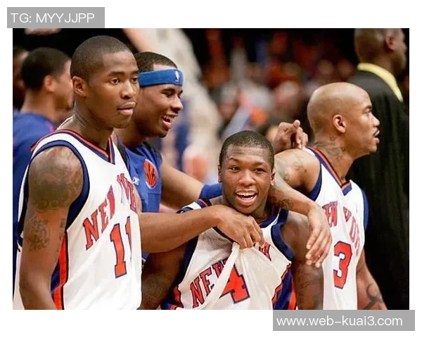 姚明带领火箭队对决太阳队的精彩比赛回顾与分析